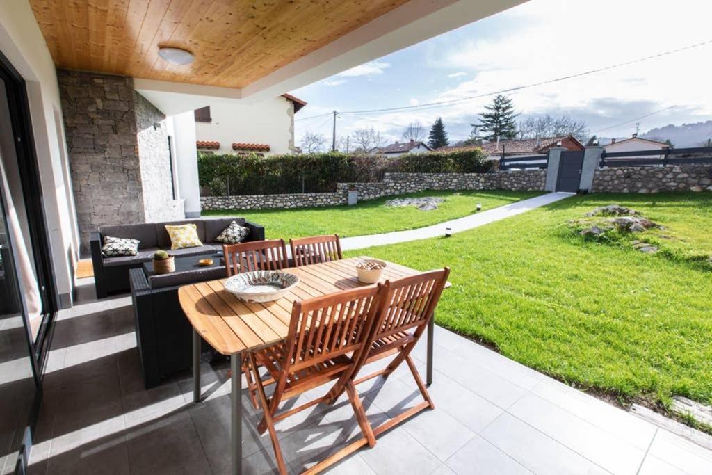 La Llosina Vivienda Vacacional Alquiler Integro Льянес Экстерьер фото