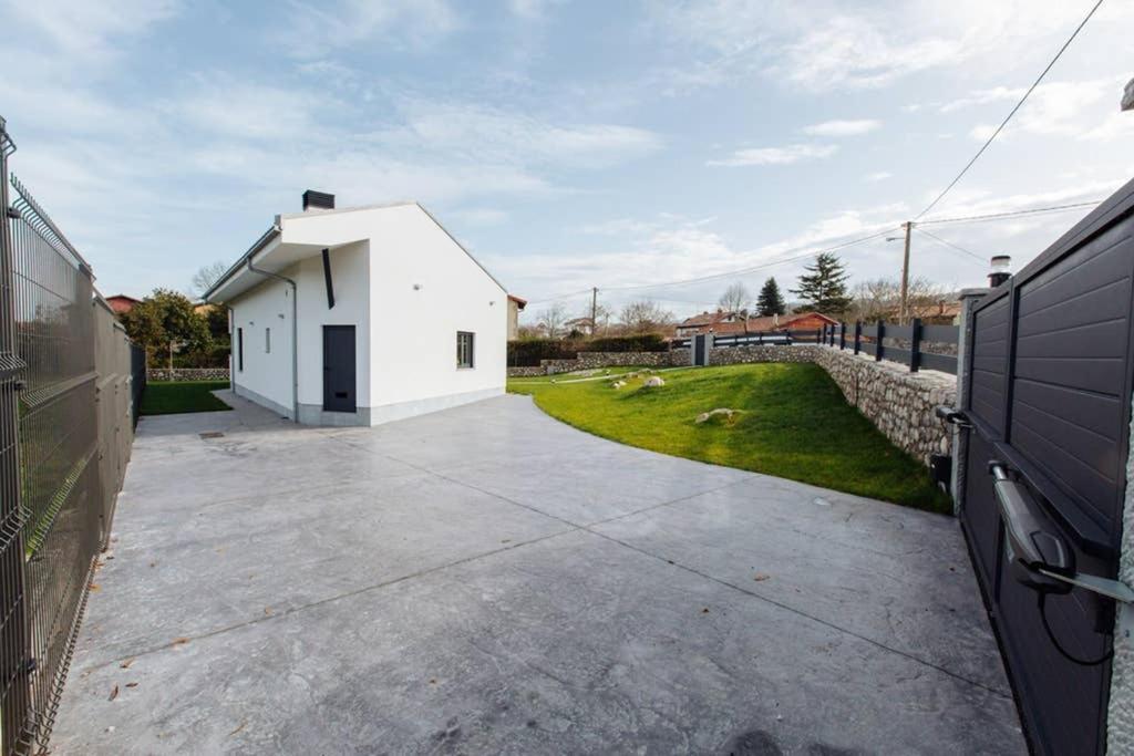 La Llosina Vivienda Vacacional Alquiler Integro Льянес Экстерьер фото